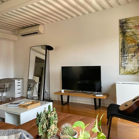 Superb Brooklyn-Style Loft At Barceloneta Beach Bagian luar foto