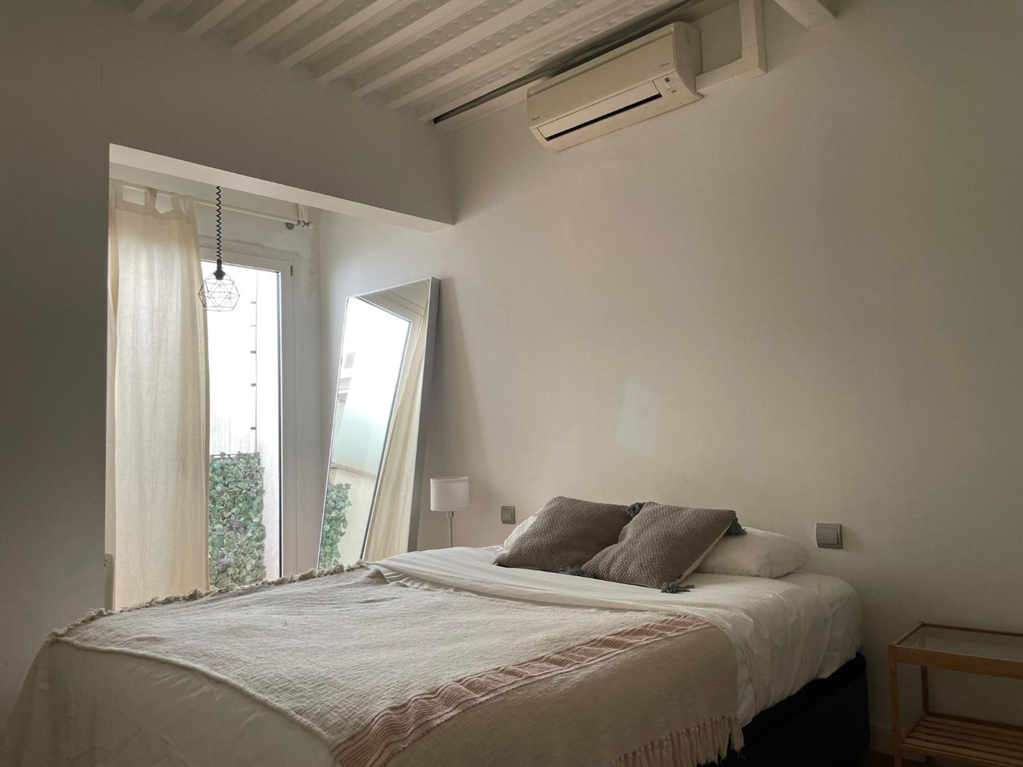 Superb Brooklyn-Style Loft At Barceloneta Beach Bagian luar foto